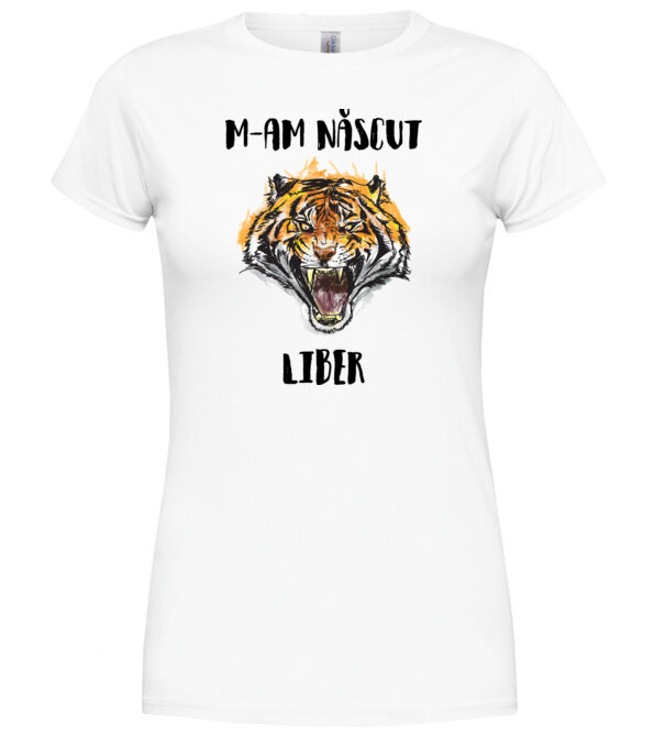  model  pe tricou