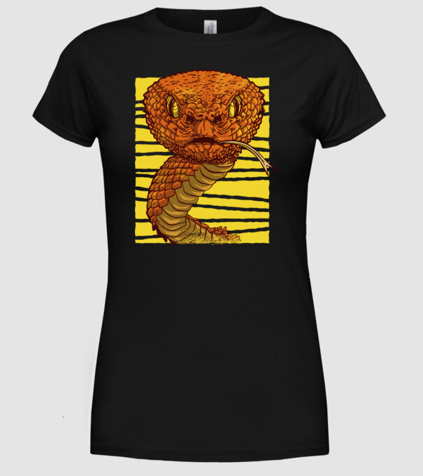 Cap de șarpe model negru pe tricou