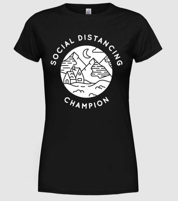 Social distancing champion model negru pe tricou