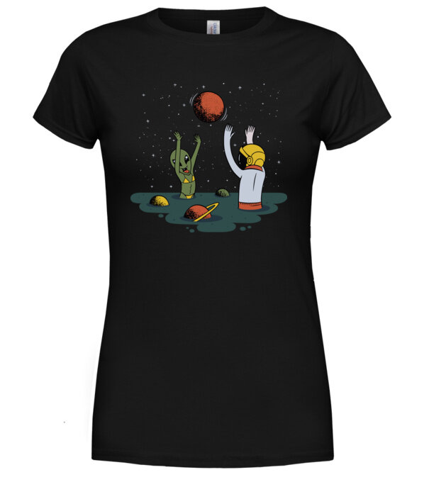  model  pe tricou