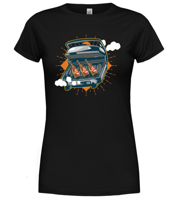 model  pe tricou