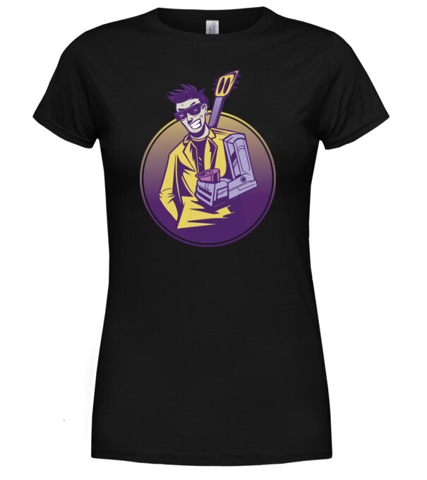  model  pe tricou