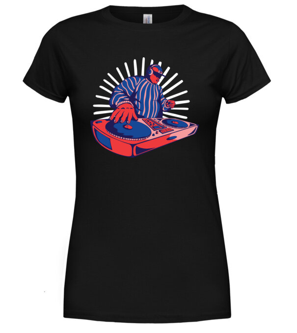  model  pe tricou