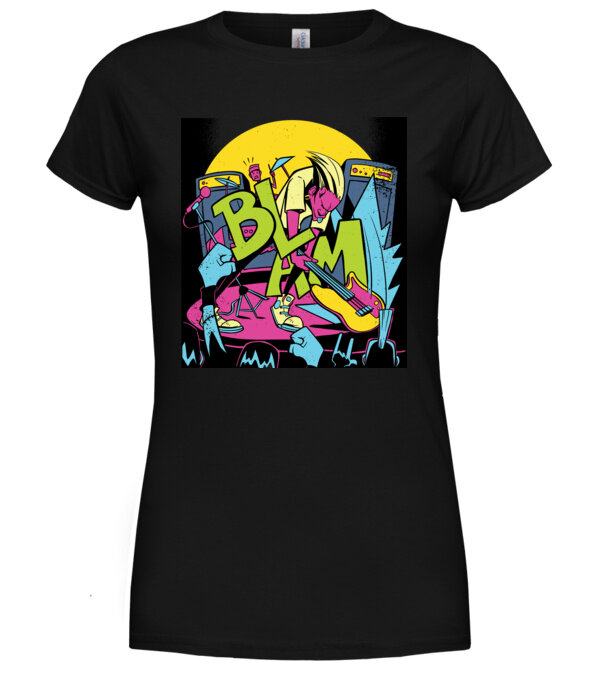  model  pe tricou
