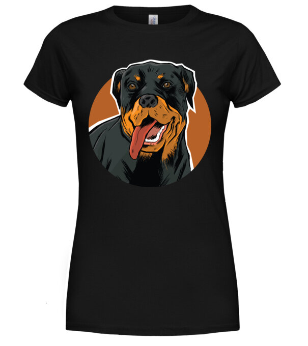  model  pe tricou