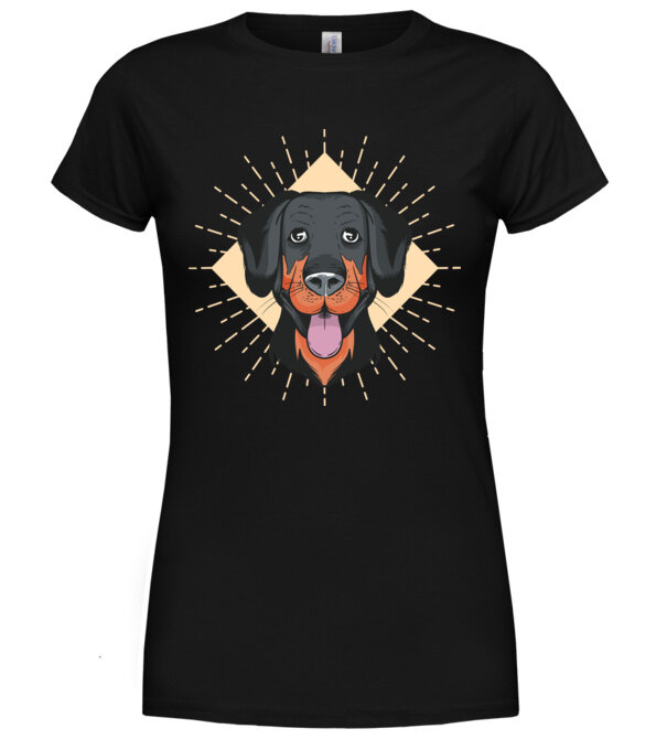  model  pe tricou