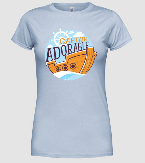 Căpitan drăguț model albastru deschis pe tricou