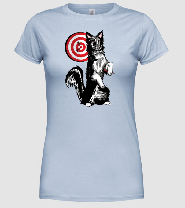 Câine cu Darts model albastru deschis pe tricou