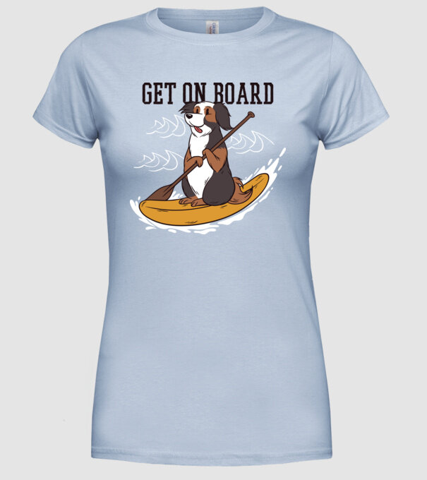 Câine vâslind model albastru deschis pe tricou