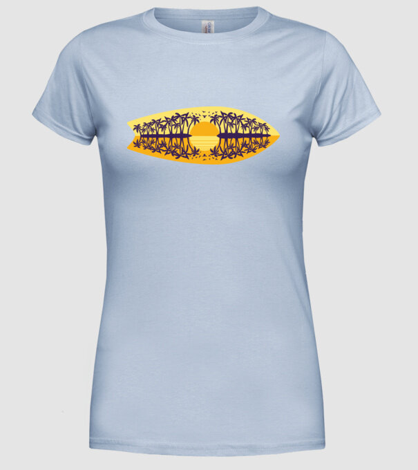 Surfboard model albastru deschis pe tricou