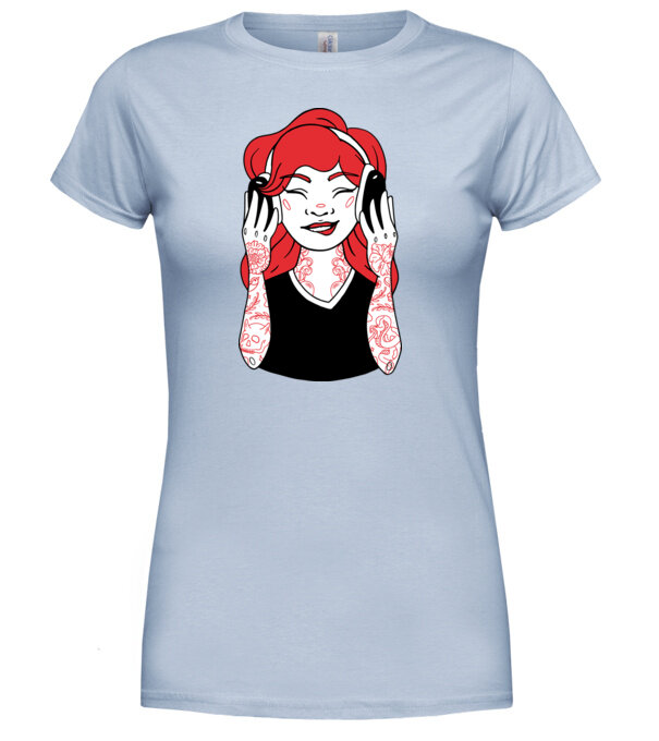 model  pe tricou