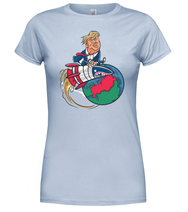  model  pe tricou