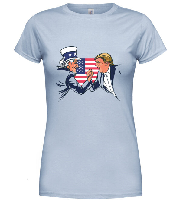  model  pe tricou