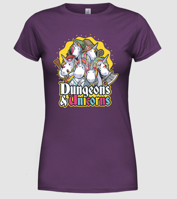 Dungeons and Unicorns model mov pe tricou