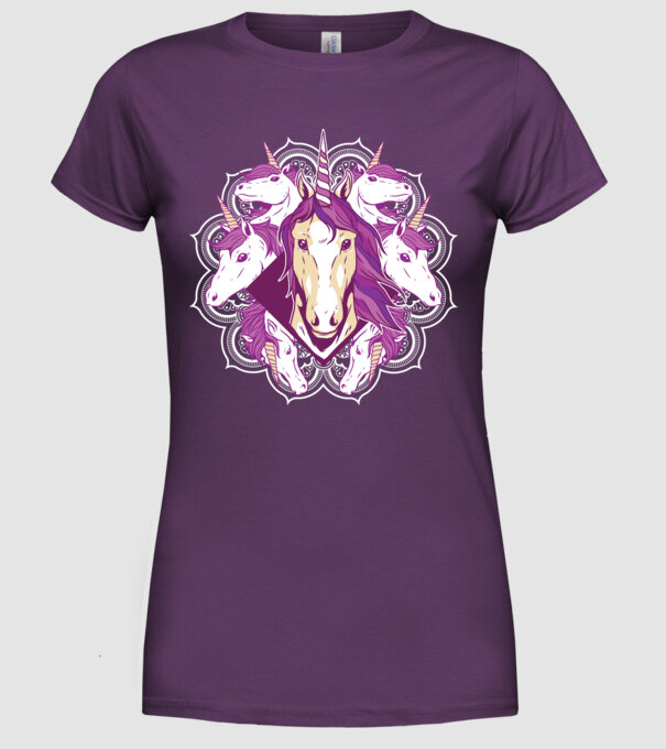 Unicorn Mandala model mov pe tricou