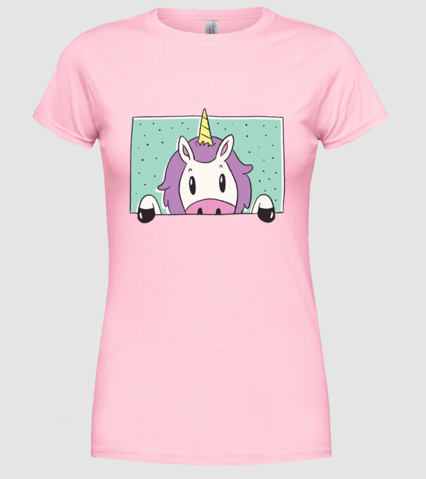Unicorn curios model roz deschis pe tricou