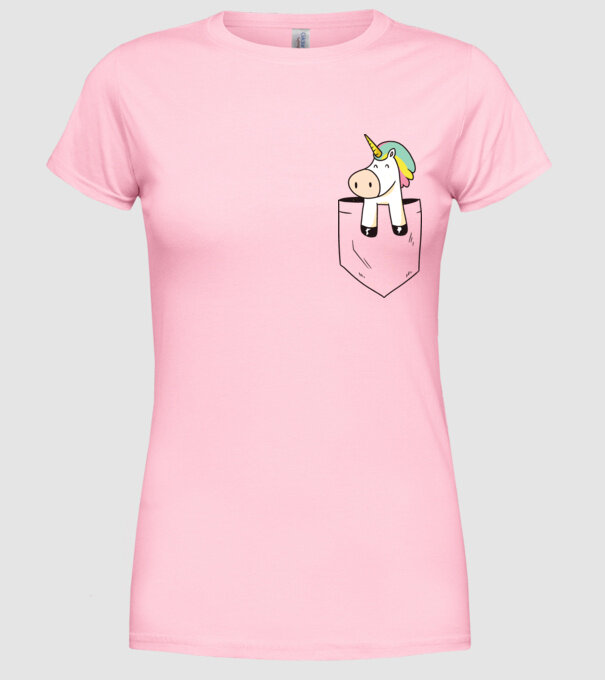 Unicorn Buzunar model roz deschis pe tricou