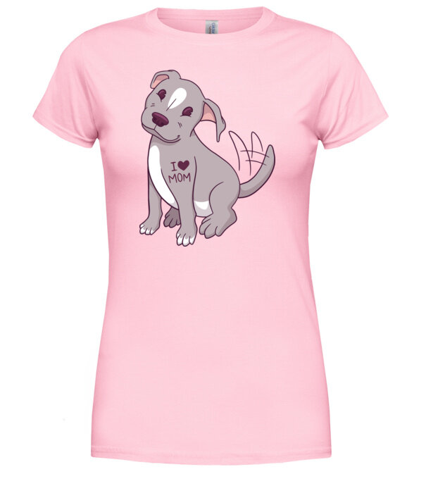  model  pe tricou