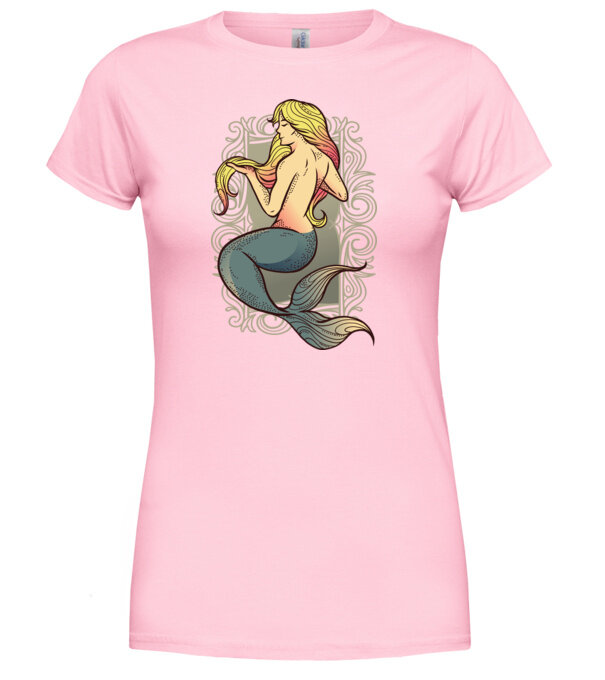  model  pe tricou