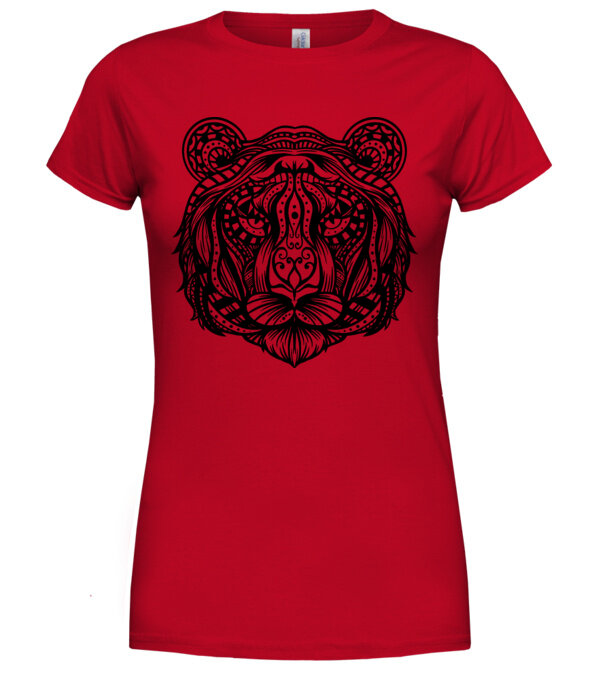  model  pe tricou