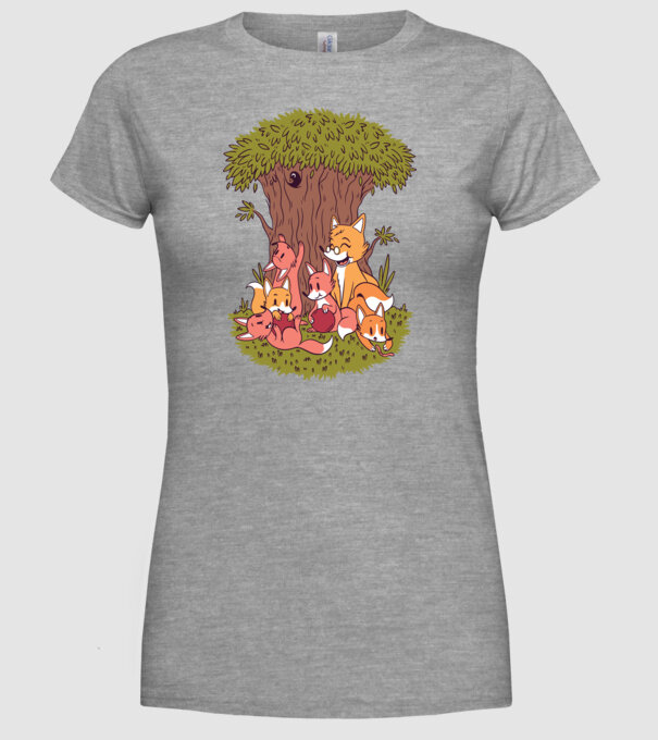Familie Vulpe model gri pe tricou
