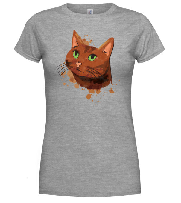  model  pe tricou