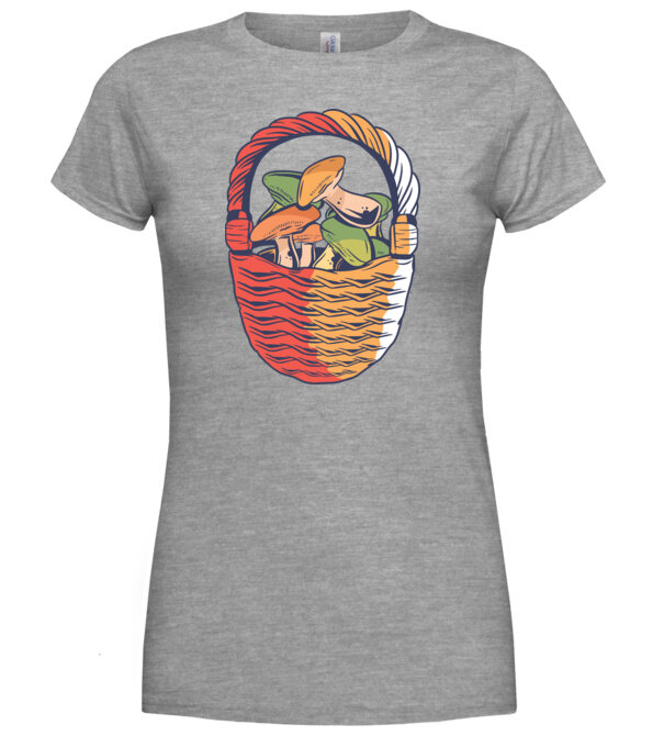  model  pe tricou