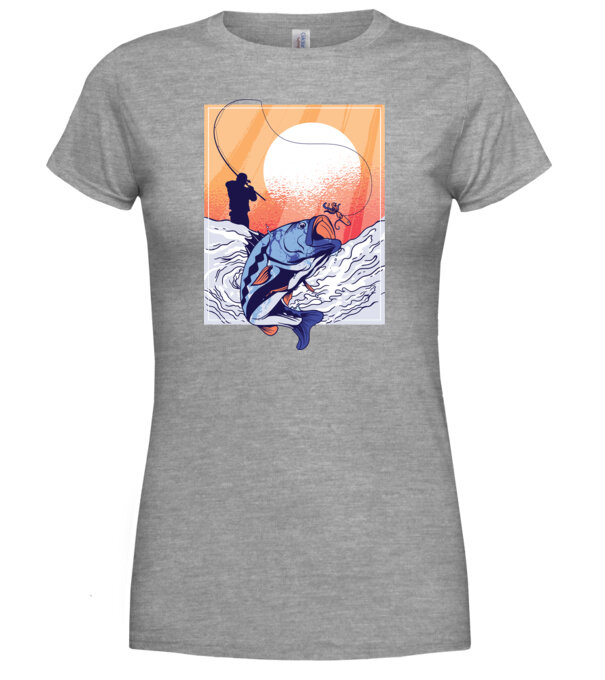  model  pe tricou