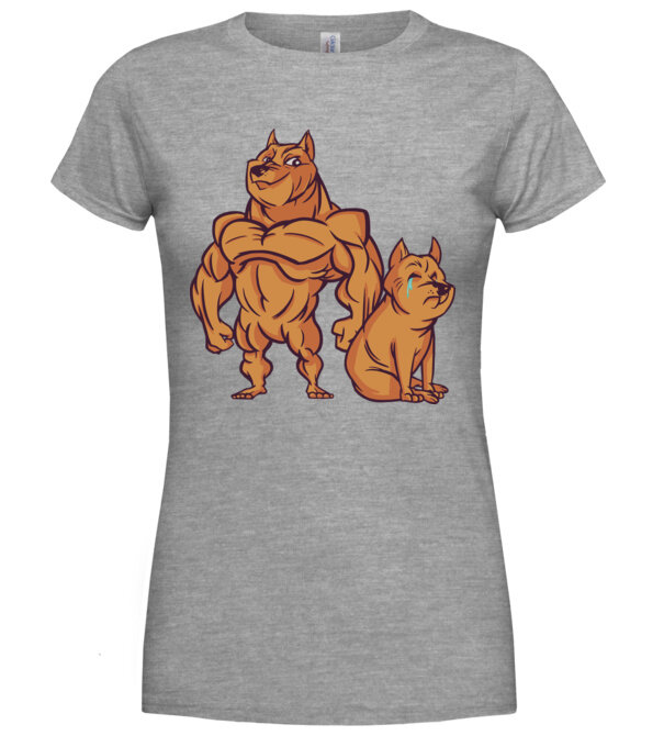  model  pe tricou