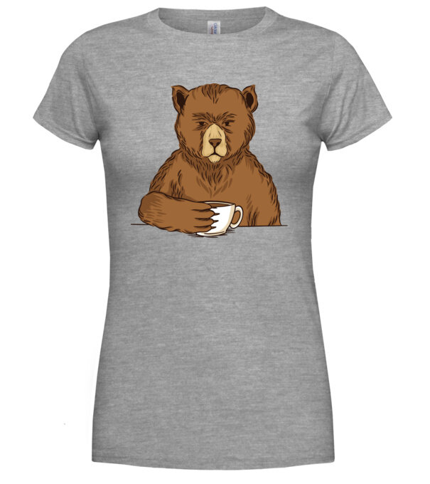  model  pe tricou