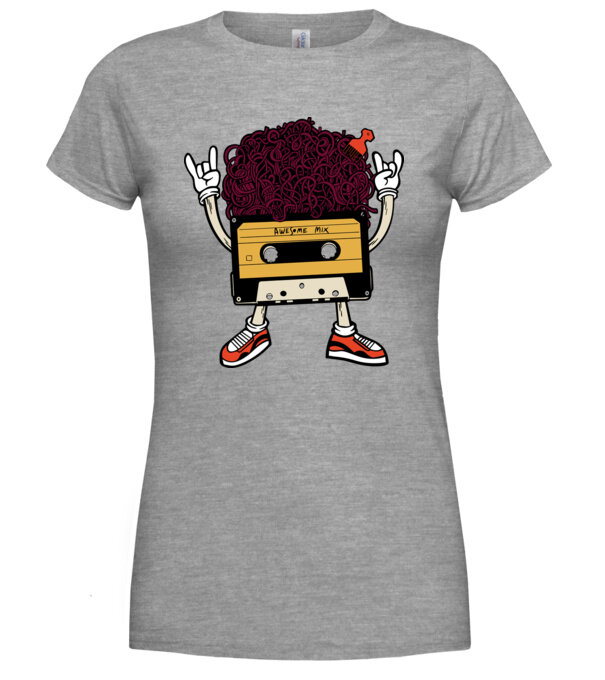  model  pe tricou