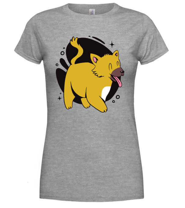  model  pe tricou