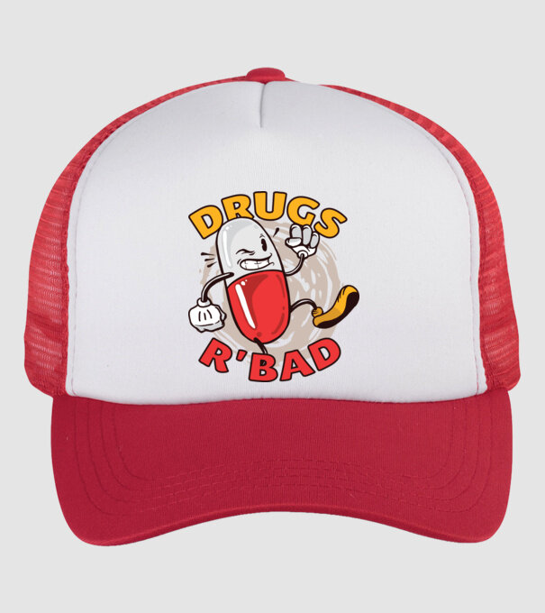 Drogurile sunt rele model alb/roșu pe tricou