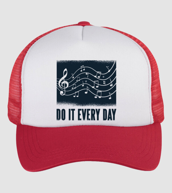 Note muzicale model alb/roșu pe tricou