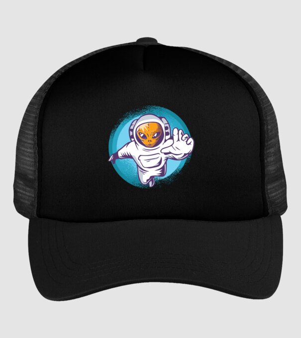 Alien Astronaut model negru pe tricou