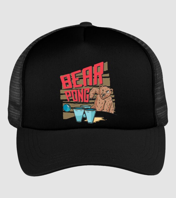 Bear Pong model negru pe tricou