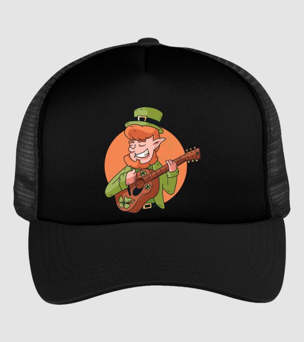 Chitarist Leprechaun irlandez St Patrick model negru pe tricou
