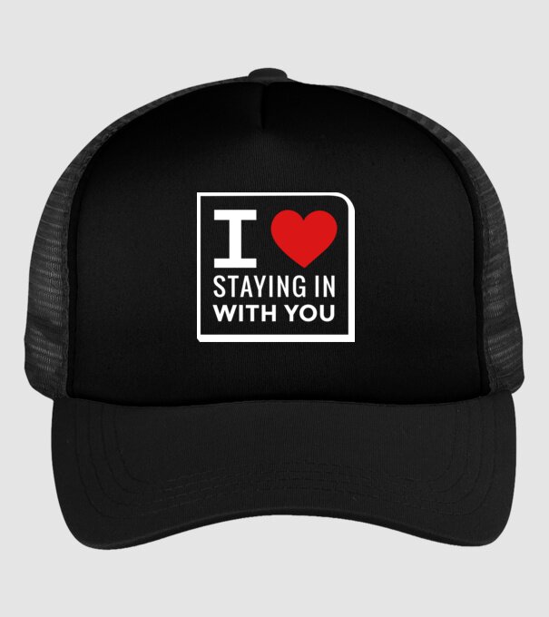 I love staying in with you model negru pe tricou