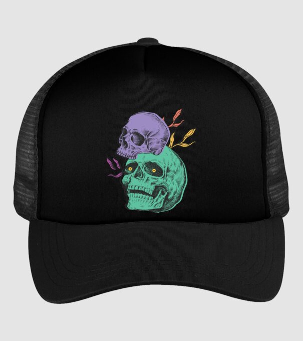 Cranii model negru pe tricou