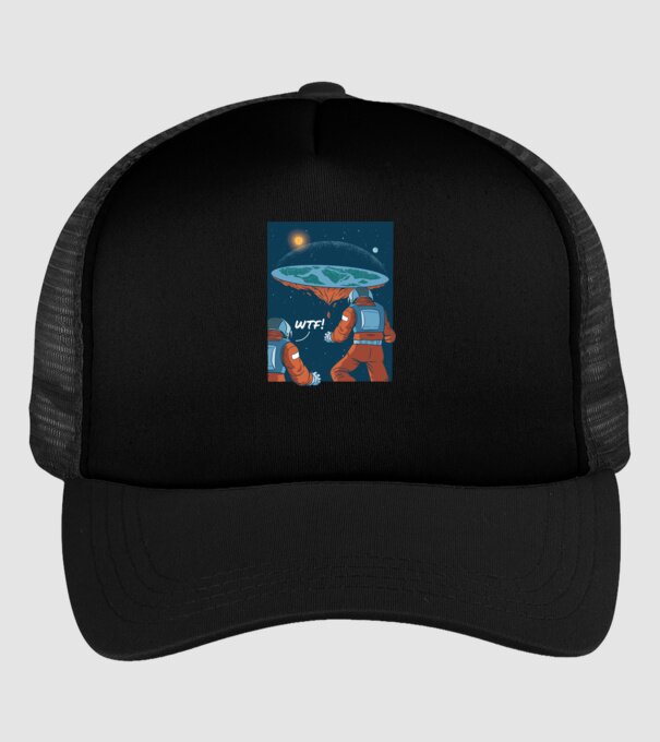 Astronaut Pământ plat model negru pe tricou