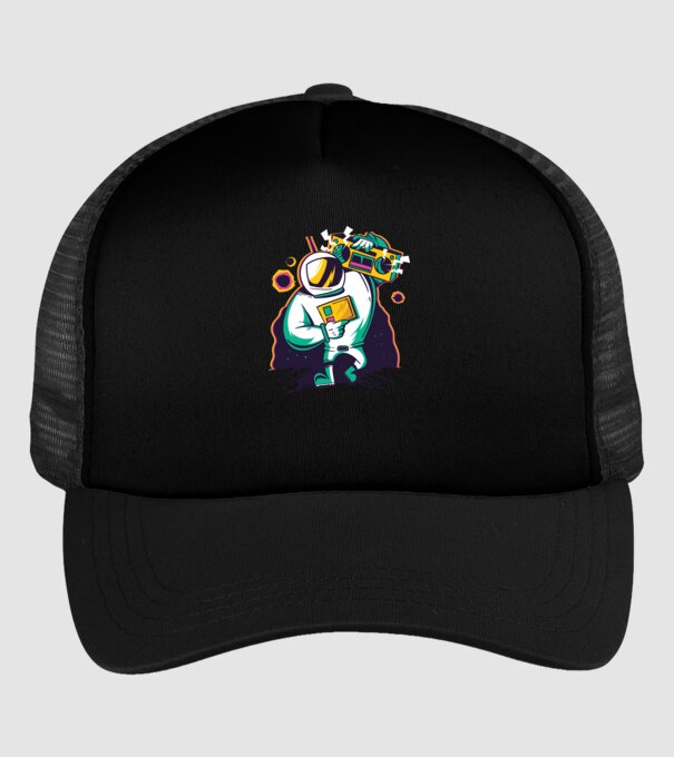 Astronaut cu casetofon model negru pe tricou