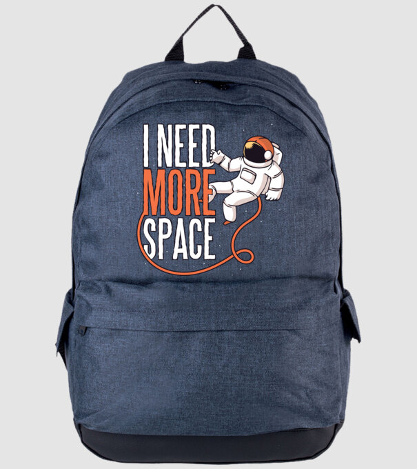 I need more space tricou astronaut model albastru jeanși pe tricou