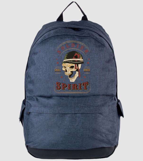 Soldat Craniu model albastru jeanși pe tricou