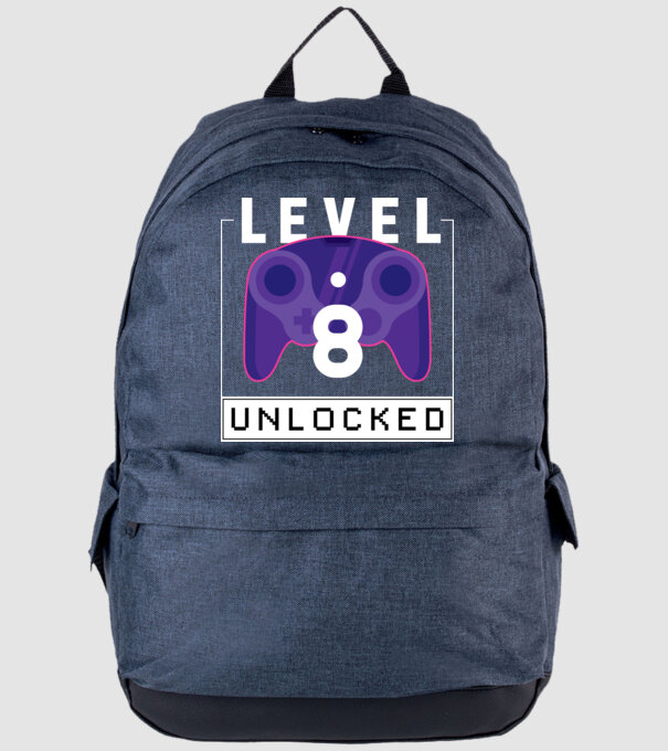 Level 8 Unlocked Gamer Birthday model albastru jeanși pe tricou