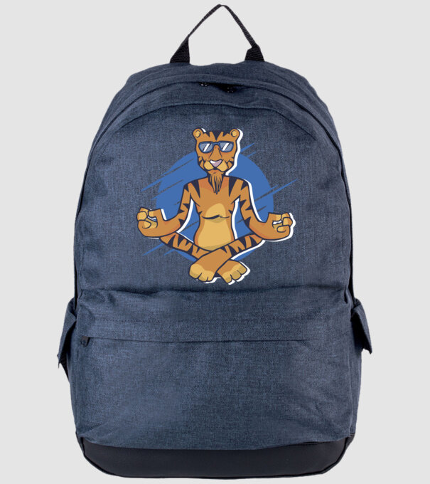 Tigru meditator model albastru jeanși pe tricou