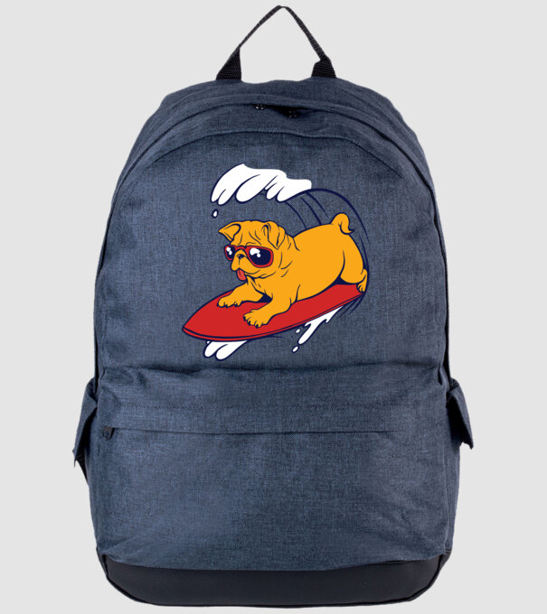 Mops Surf model albastru jeanși pe tricou