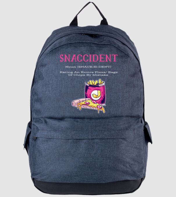 Snaccident model albastru jeanși pe tricou