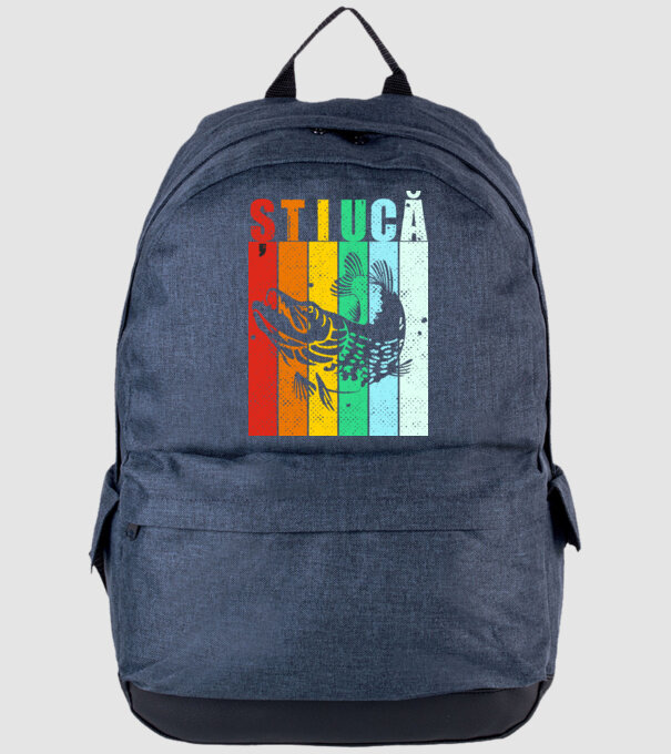 știucă model albastru jeanși pe tricou