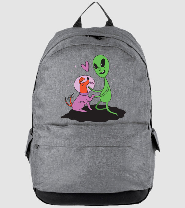 Alien cu câine model gri pe tricou