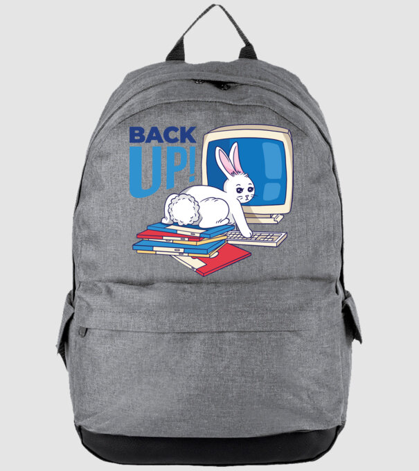 Back up bunny model gri pe tricou